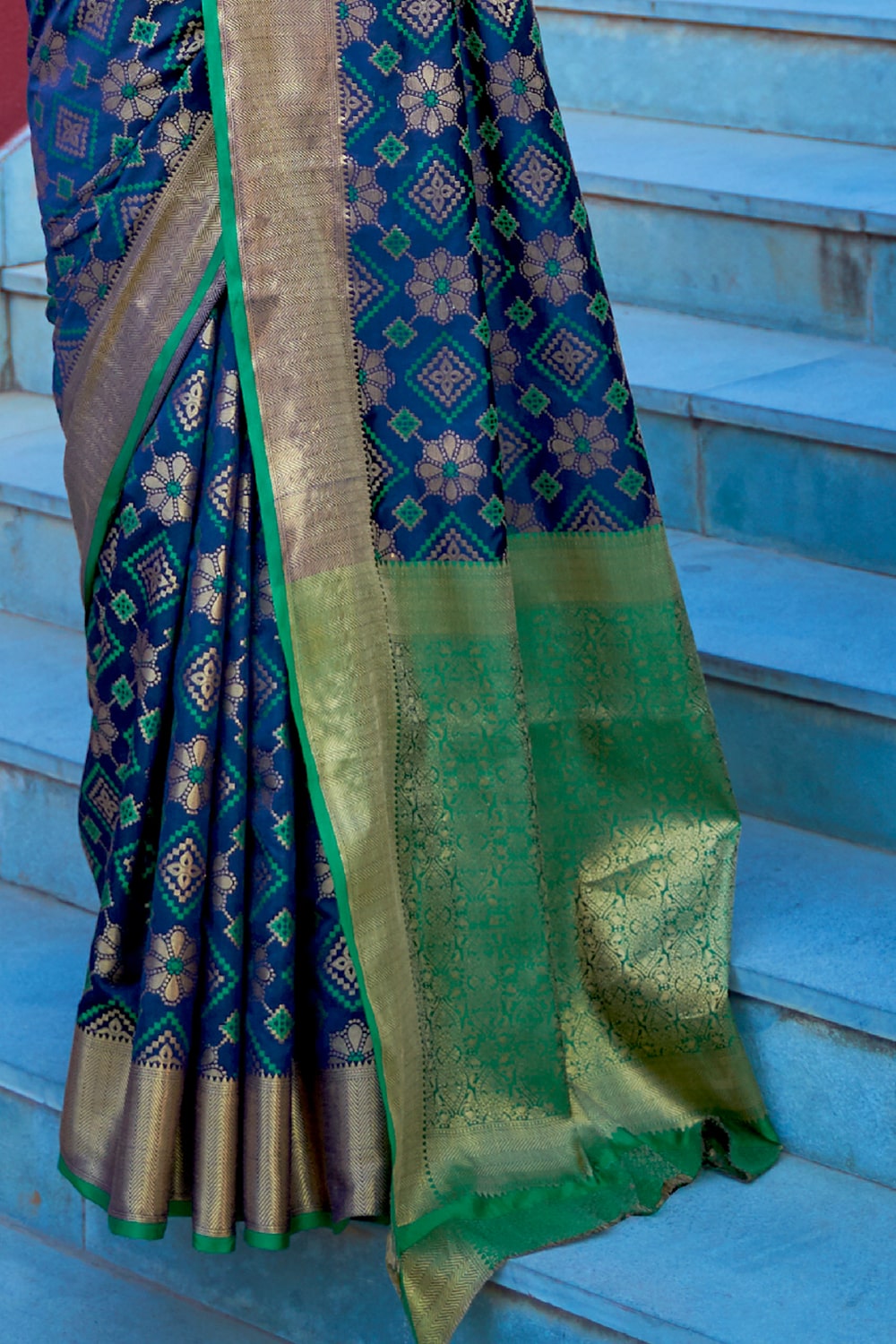 space blue patola saree 1 4