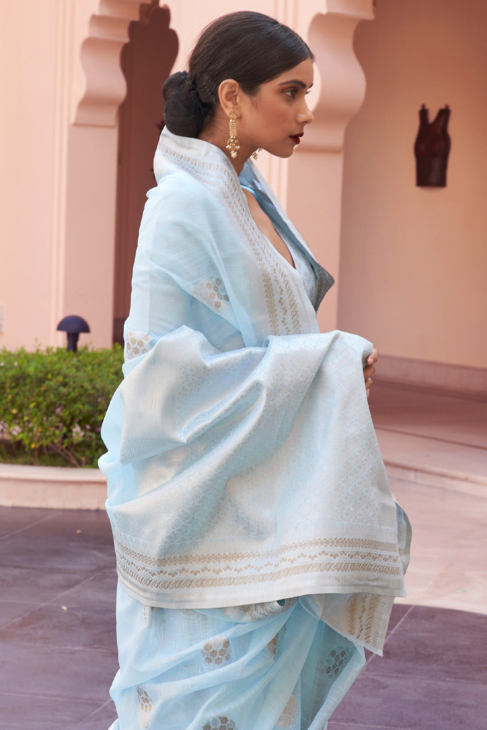 sky blue linen saree 4