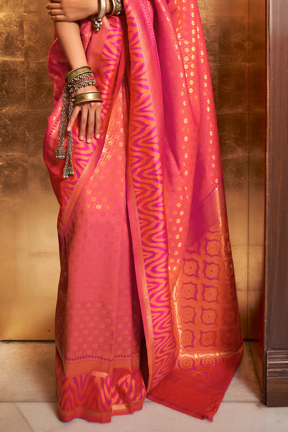 strawberry pink kanjivaram saree 2 4