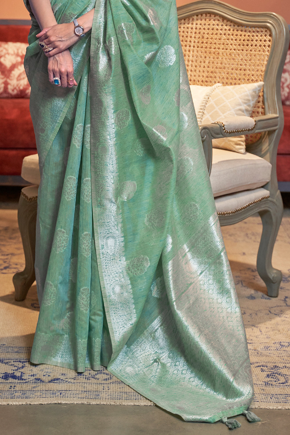 moss green linen saree 1 4