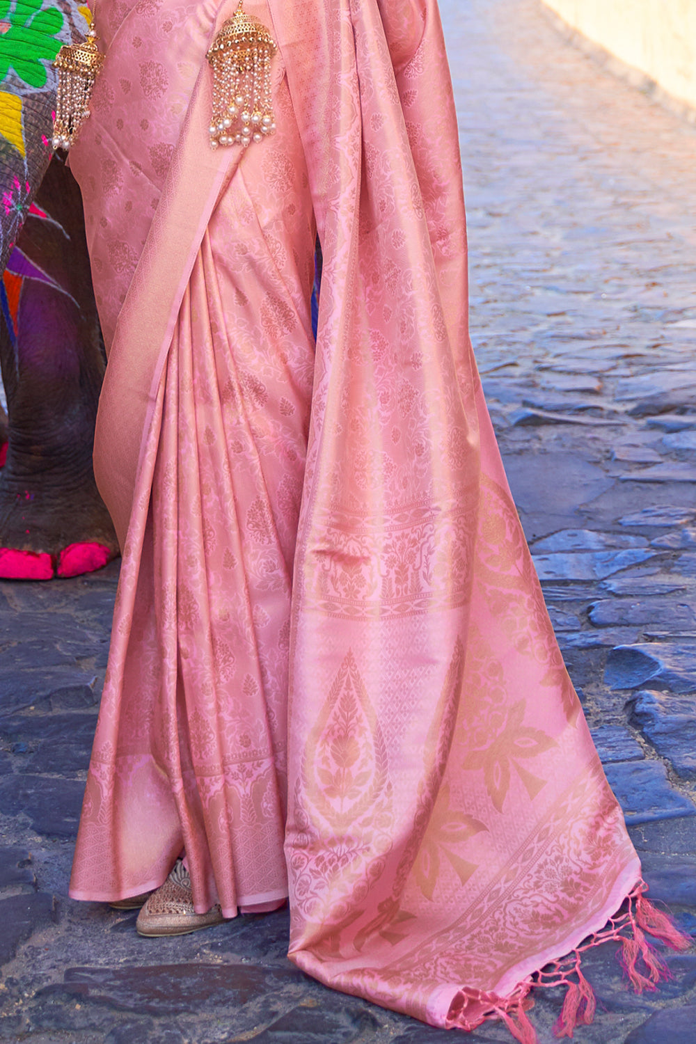dusky pink kanjivaram saree 1 4