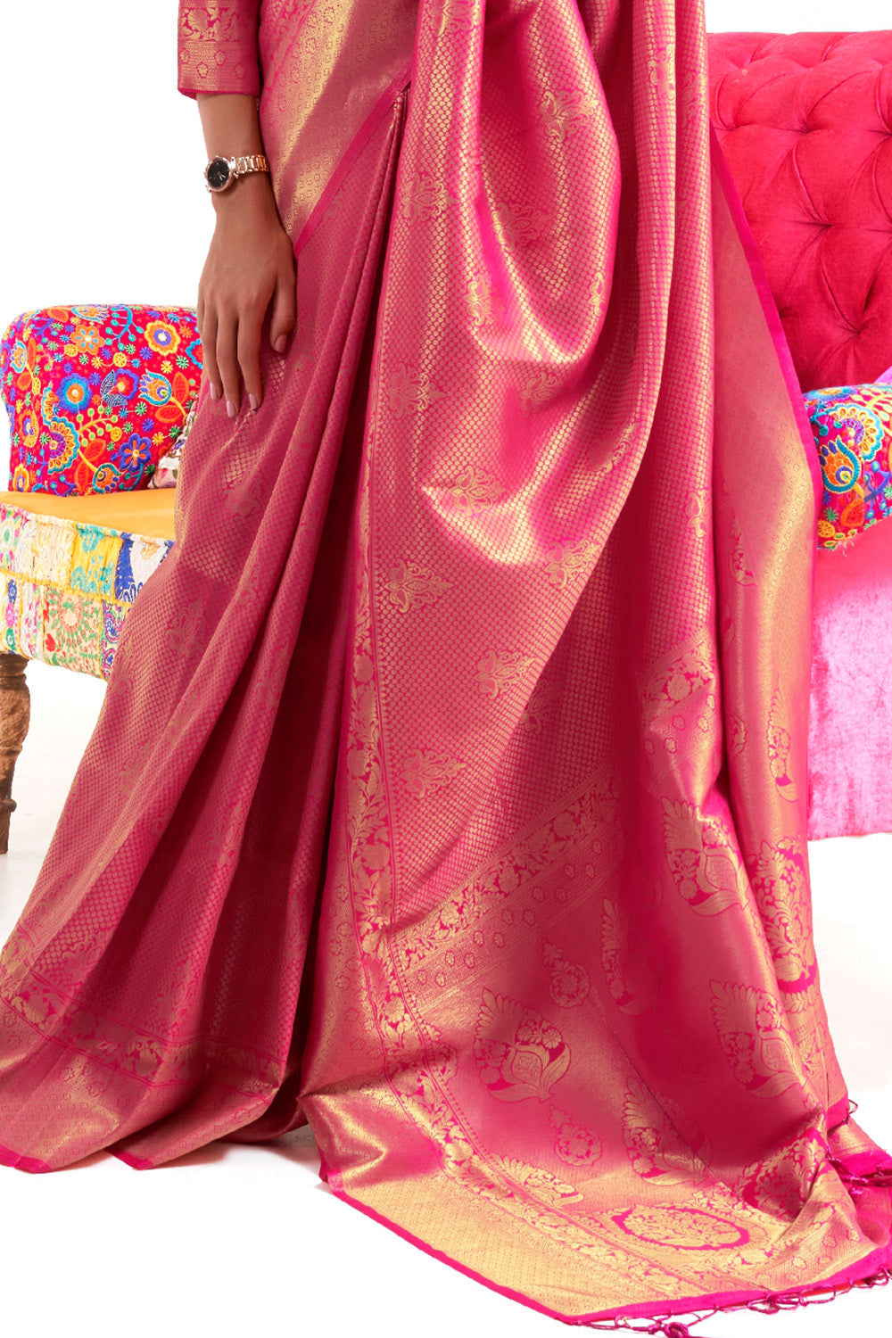 bright pink kanjivaram saree 1 3