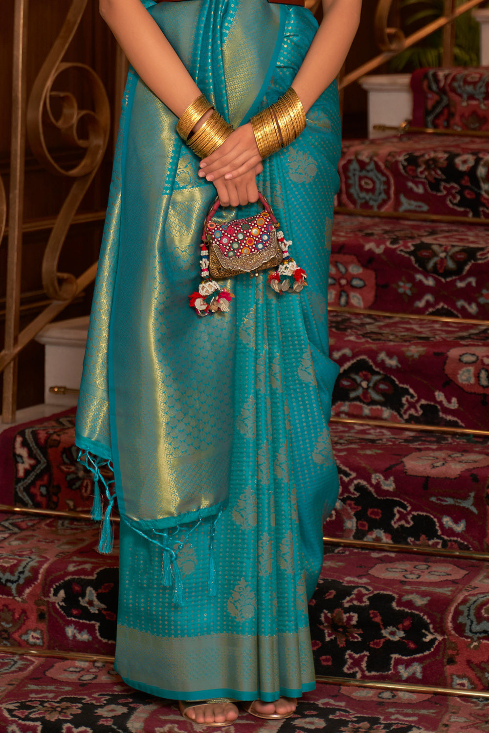 olympic blue kanjivaram saree 2 4